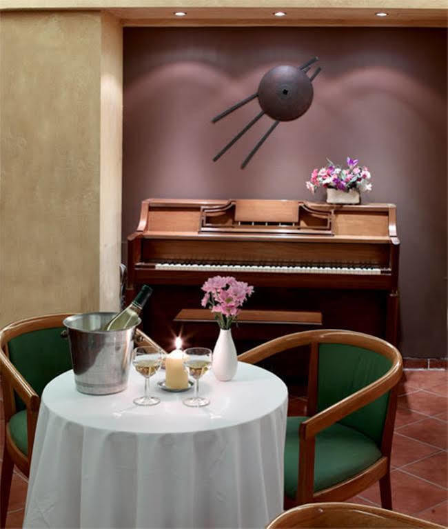 Hotel Platon Athene Buitenkant foto