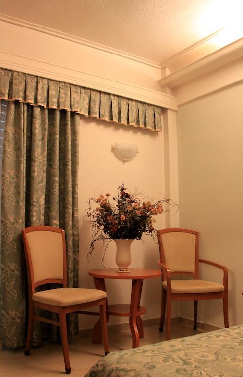 Hotel Platon Athene Buitenkant foto