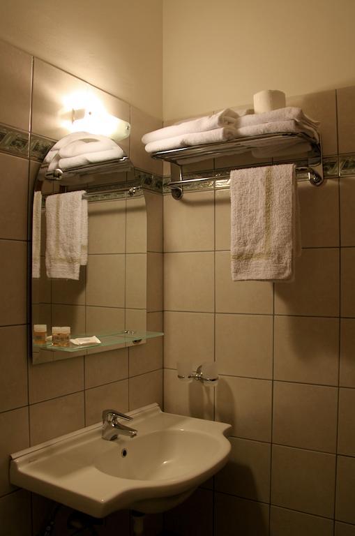 Hotel Platon Athene Buitenkant foto